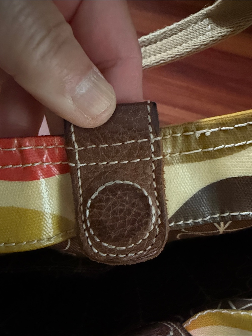 Orla Kiely Classic Multi Stem Shoulder Bag featuring a signature colorful leaf - Picture 10 of 15